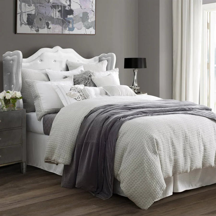 COMFORTER SETS