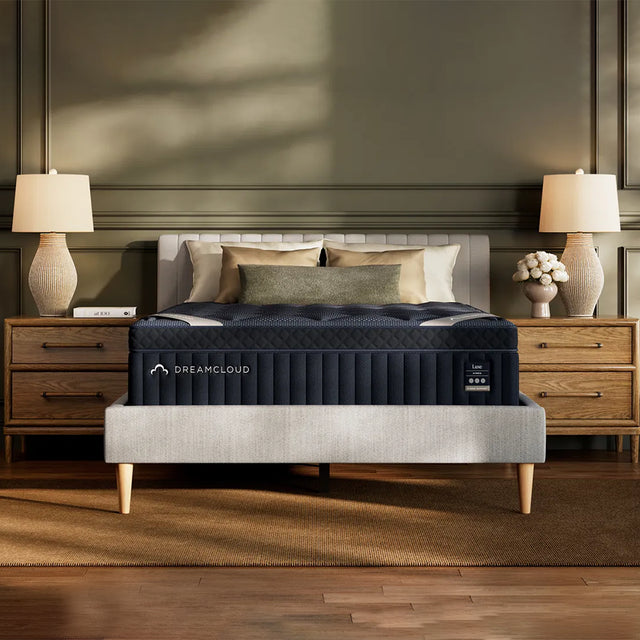 DreamCloud Luxe 14-inch Medium Hybrid Mattress