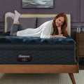 Experience premium pressure relief on the 15" Beautyrest World Class Level Four Medium mattress.
