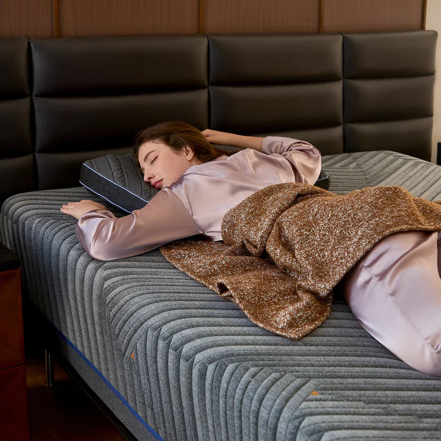 PowerCool Classic Pillow By Mlily