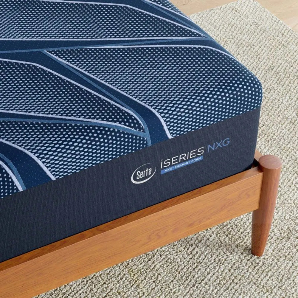Close-up corner of the Serta iSeries NXG 4500 mattress showing the premium quilted cooling fabric.
