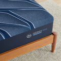 Close-up corner of the Serta iSeries NXG 4500 mattress showing the premium quilted cooling fabric.
