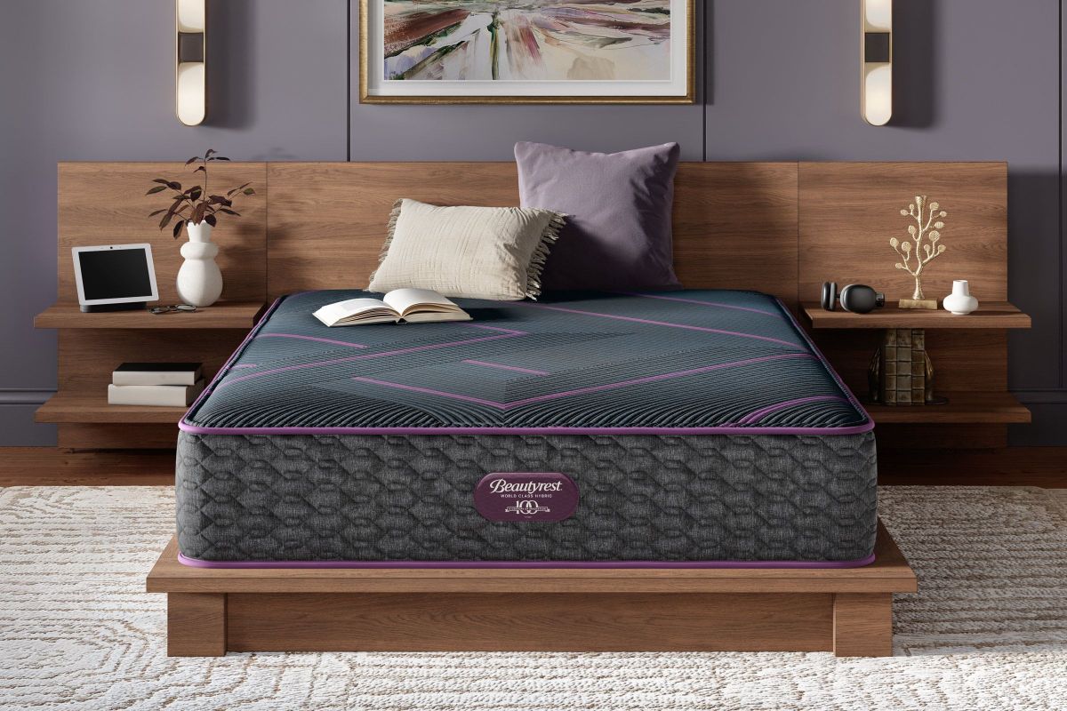 Beautyrest® World Class™ Hybrid Level Three Medium 13 Inch Mattress