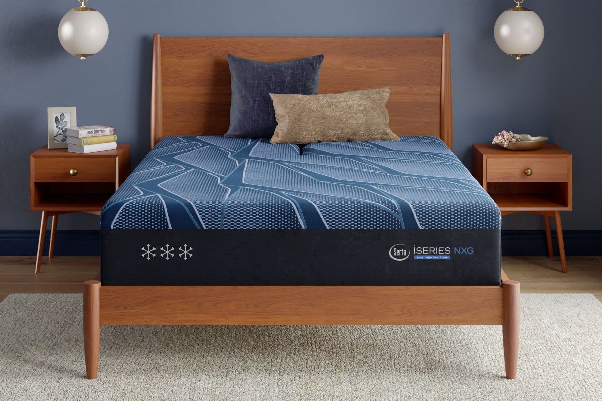 Serta iSeries NXG 3500 Medium Memory Foam 13.5 Inch Mattress