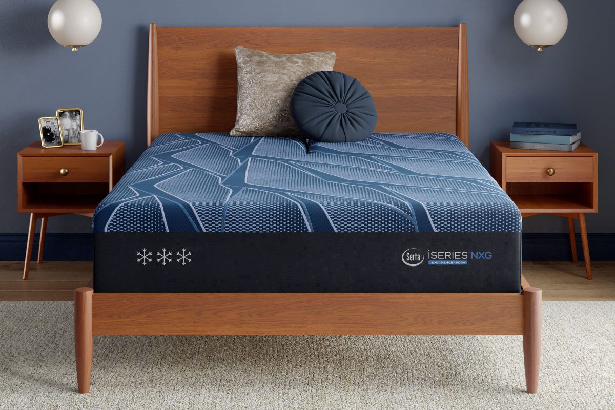 Serta iSeries NXG 4500 Ultra Plush Memory Foam 13.5 Inch Mattress
