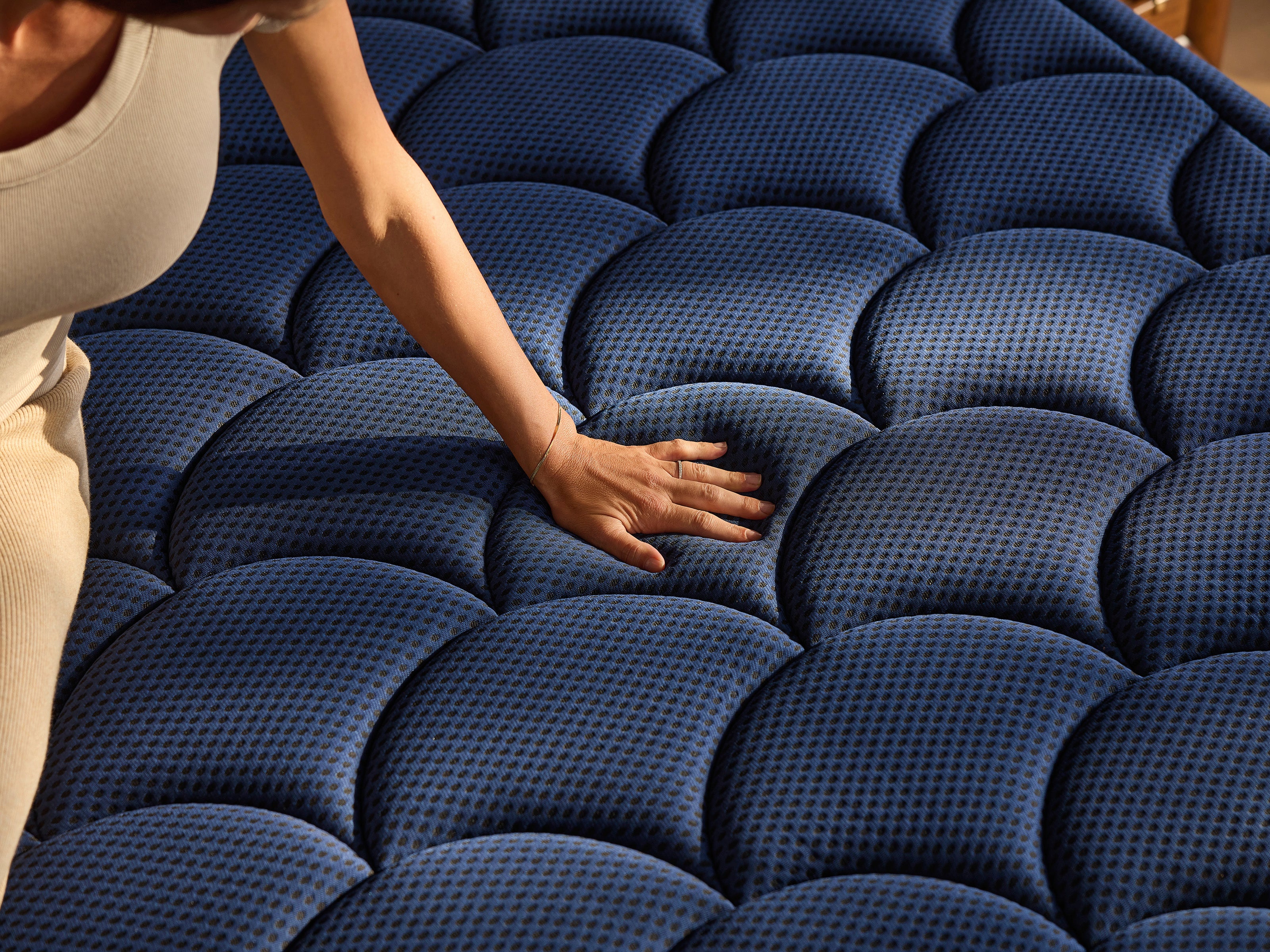 DreamCloud Ultra 15 inch Medium Hybrid Mattress