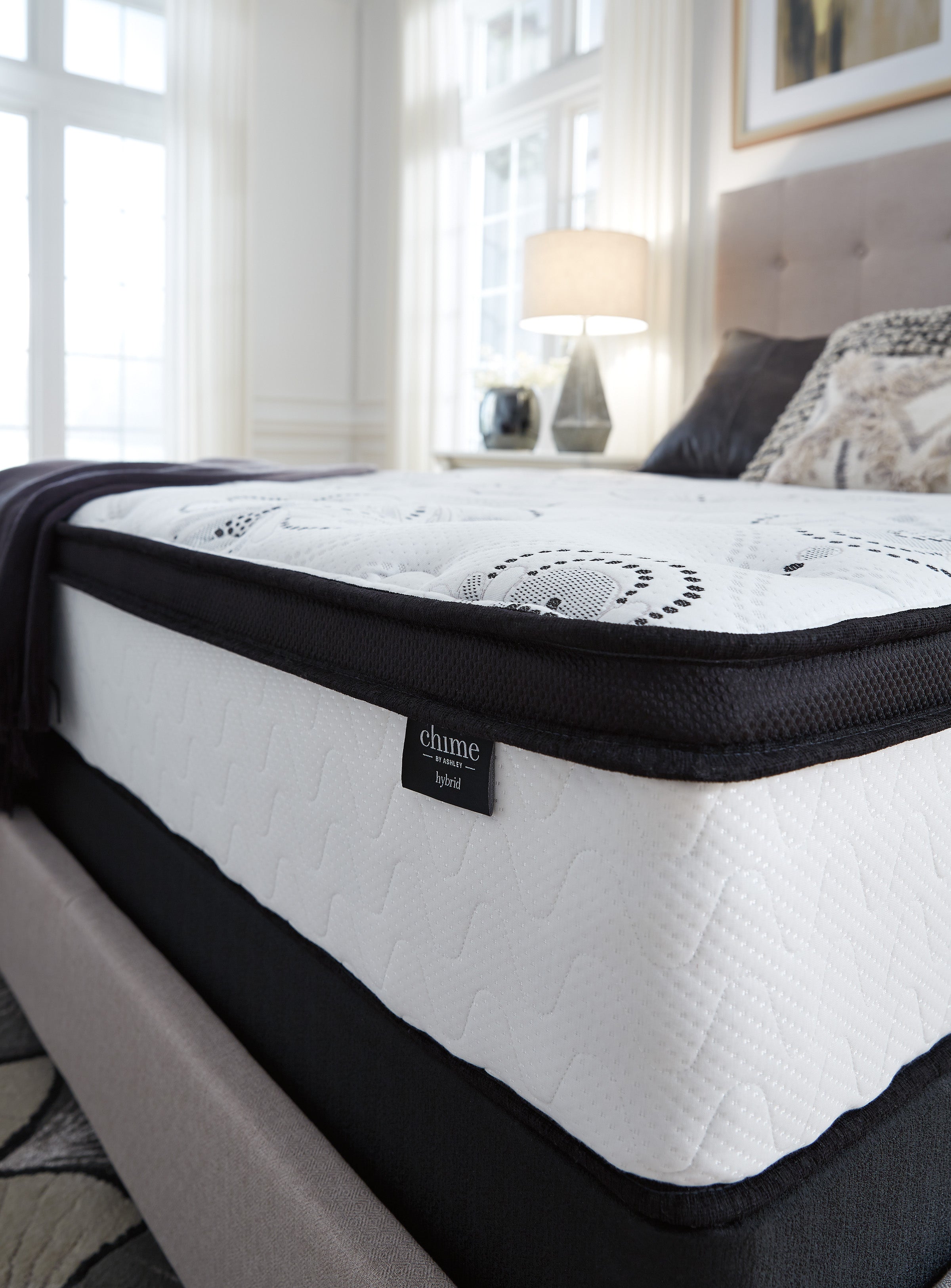 Chime Hybrid Plush 12 inch Mattress in a Box by Ashley