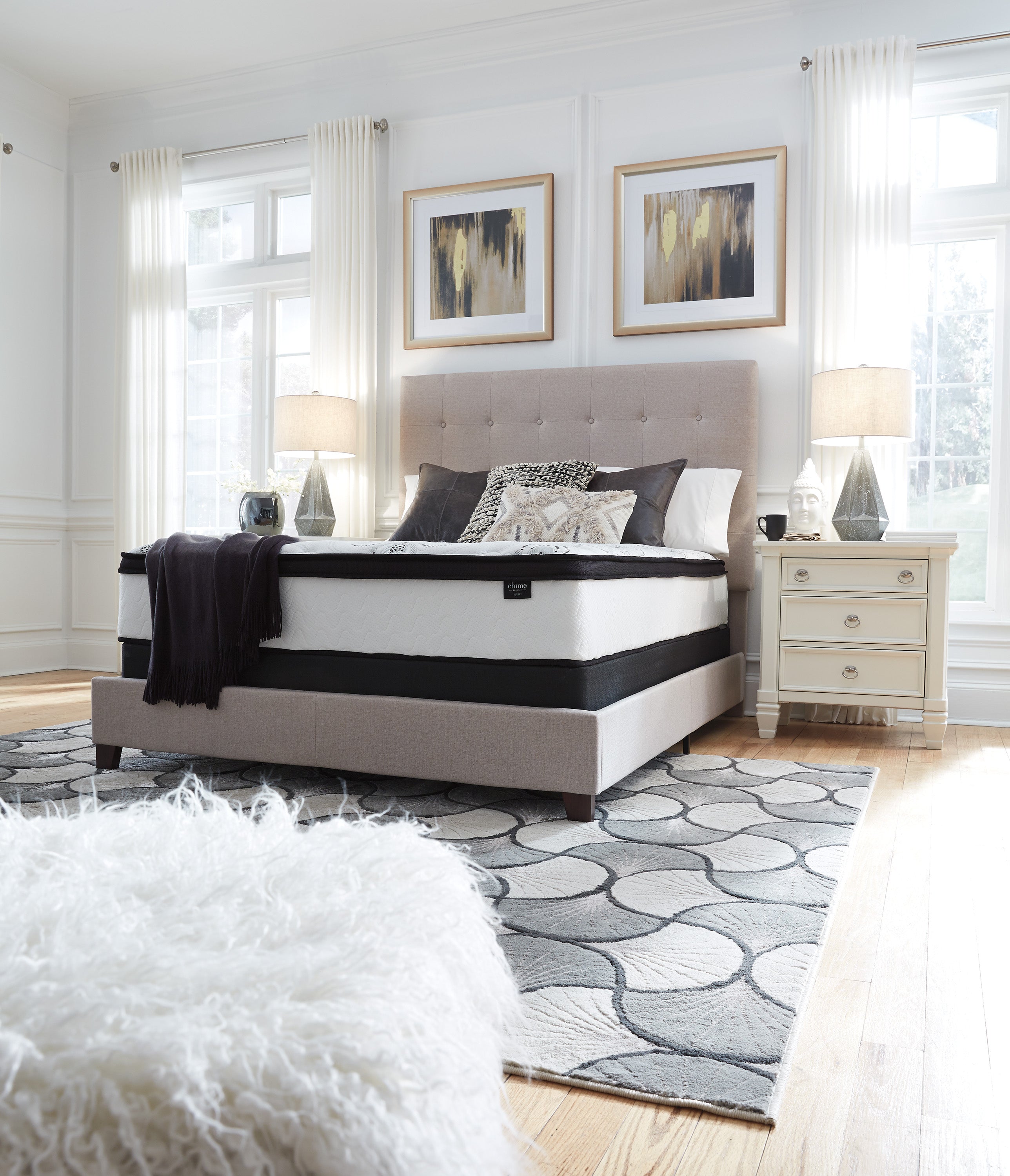 Chime Hybrid Plush 12 inch Mattress in a Box by Ashley