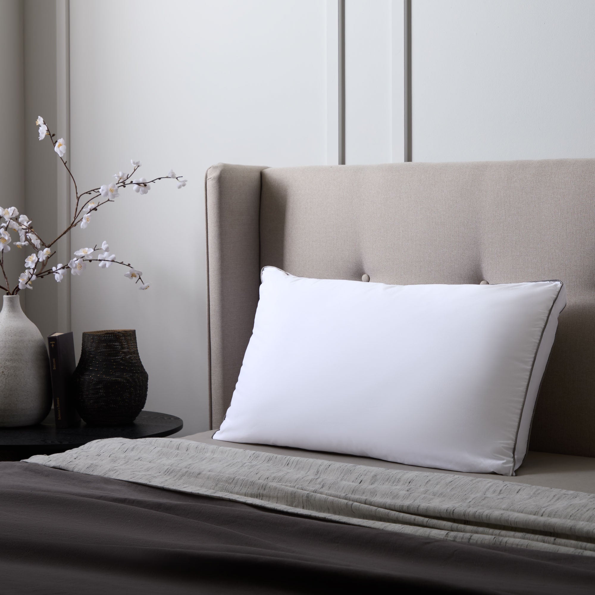 Neeva Universal Pillow By Malouf