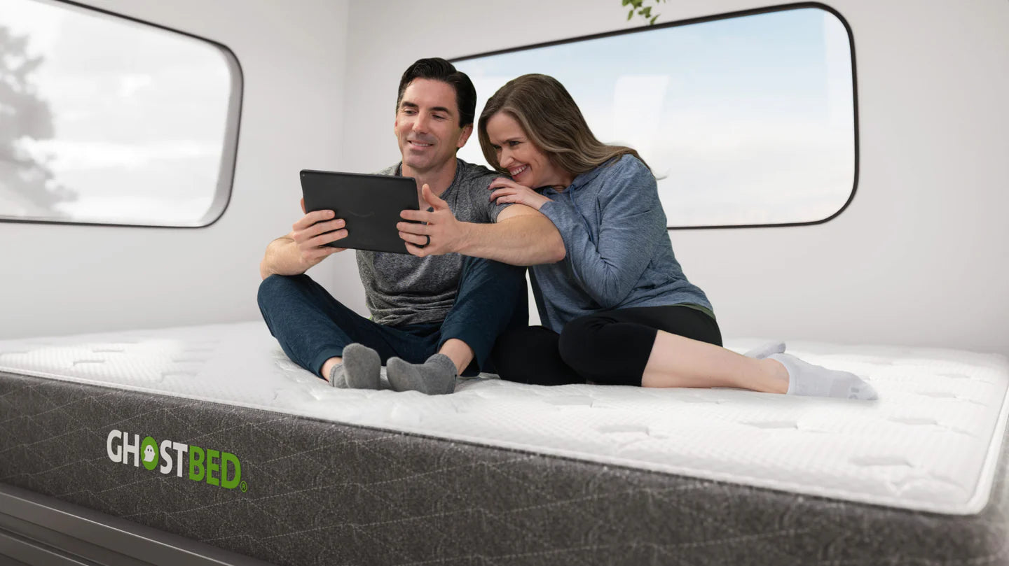 RV 10" Hybrid Mattress By GhostBed