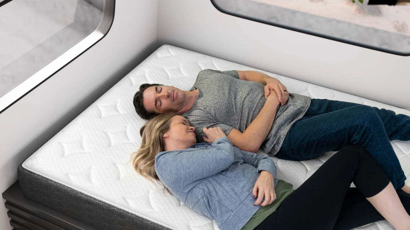 RV 10" Hybrid Mattress By GhostBed