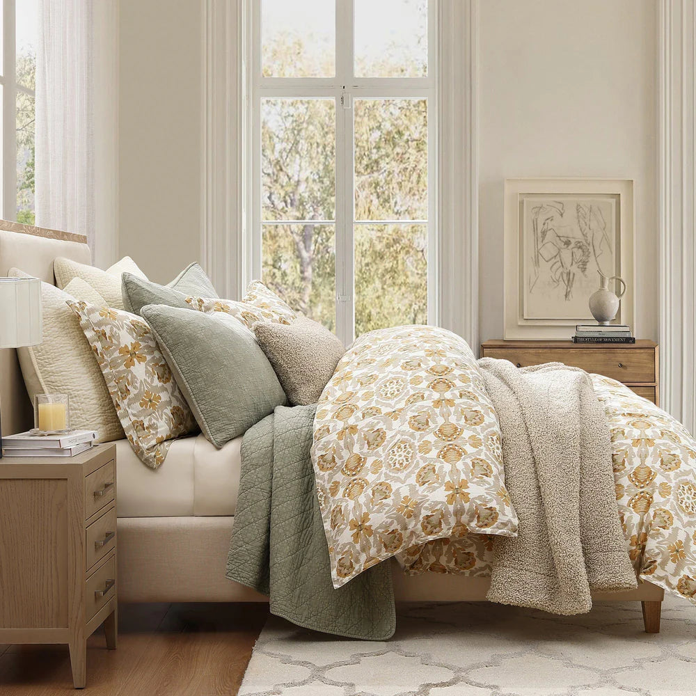 Andie 3Pc Bedding Comforter / Duvet Cover Set By HiEnd Accents