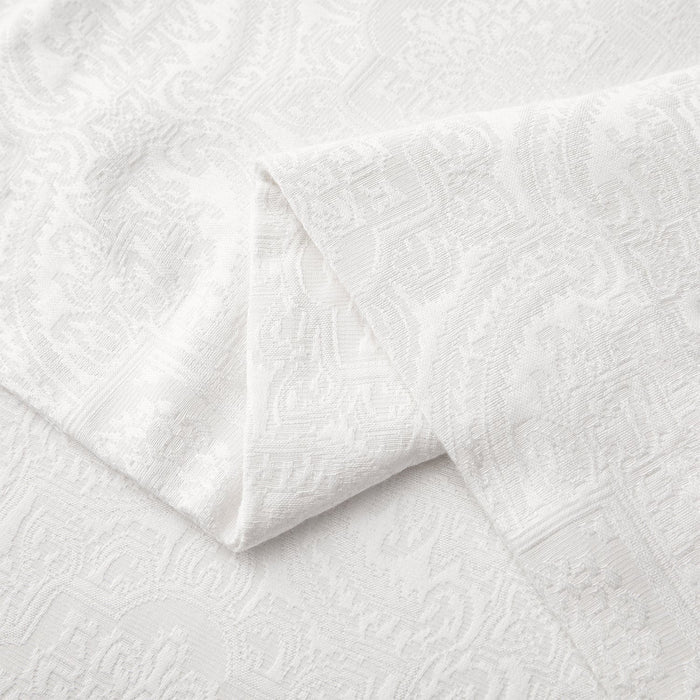 Liza White Matelassé Coverlet Set HiEnd Accents