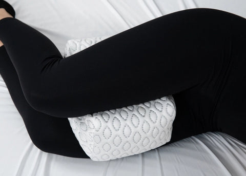 BEDGEAR Knee Pillow