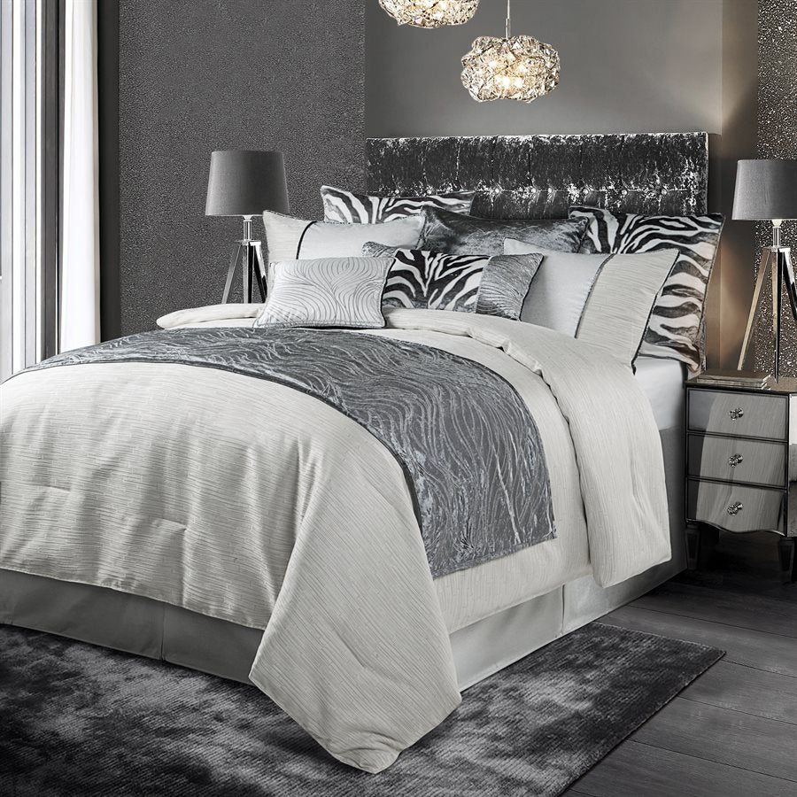 Celeste Comforter Set HiEnd Accents