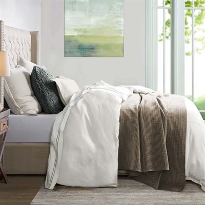 Hera Washed Linen Flange Comforter Set HiEnd Accents