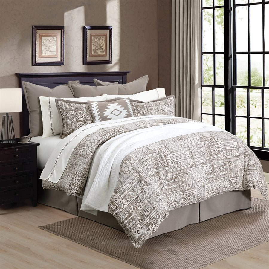 Trent Comforter Set HiEnd Accents