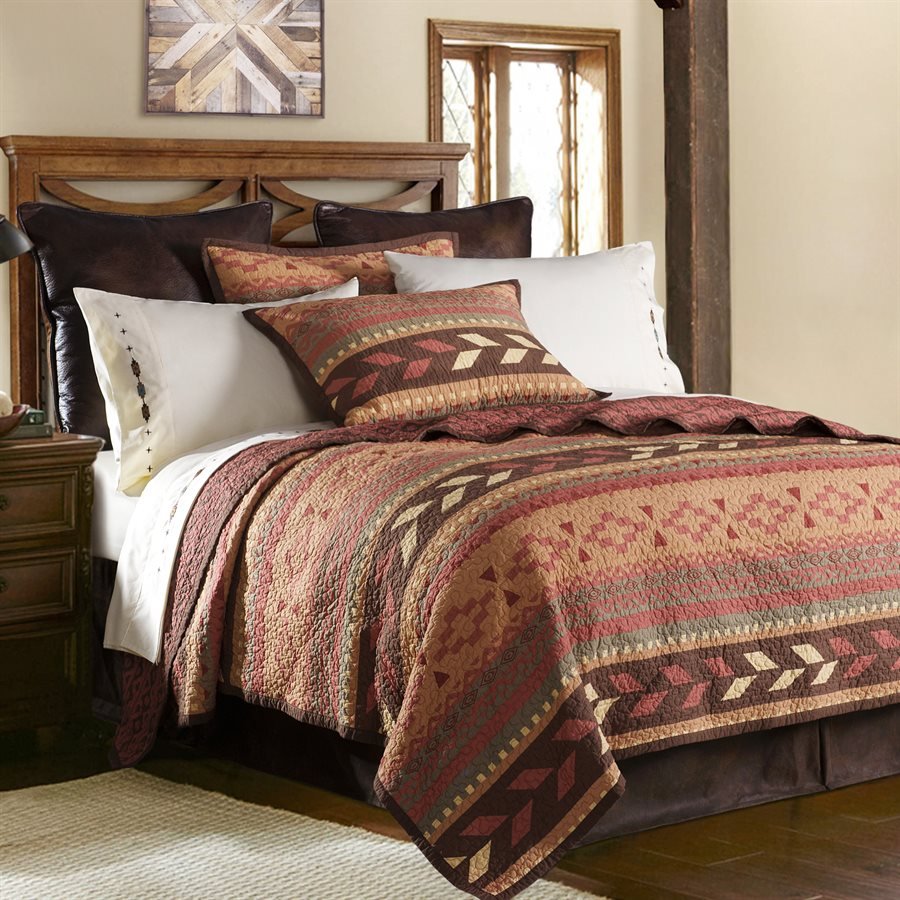 Broken Arrow Reversible Quilt Set HiEnd Accents