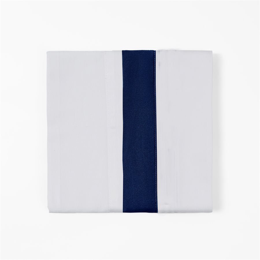 350tc White Sheet Set With Navy Flange HiEnd Accents