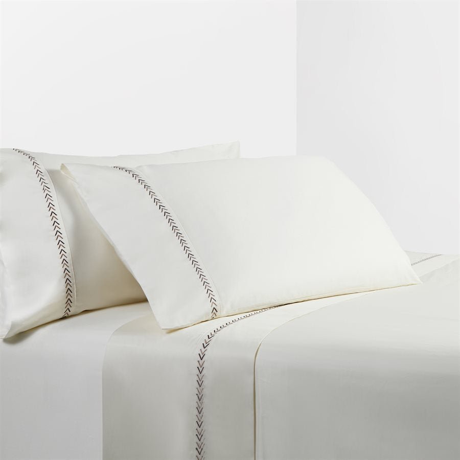 350 Thread Count Southwestern Arrow Sheet Set, Cream HiEnd Accents