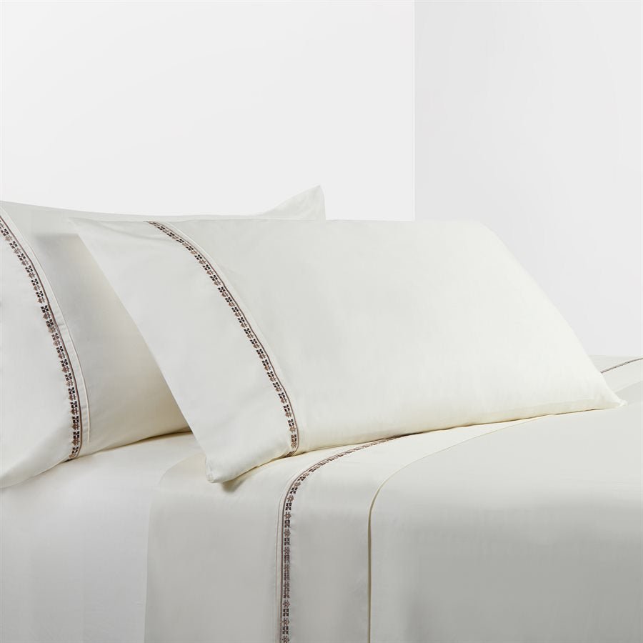 350 Thread Count Rustic Fair Isle Sheet Set, Cream HiEnd Accents