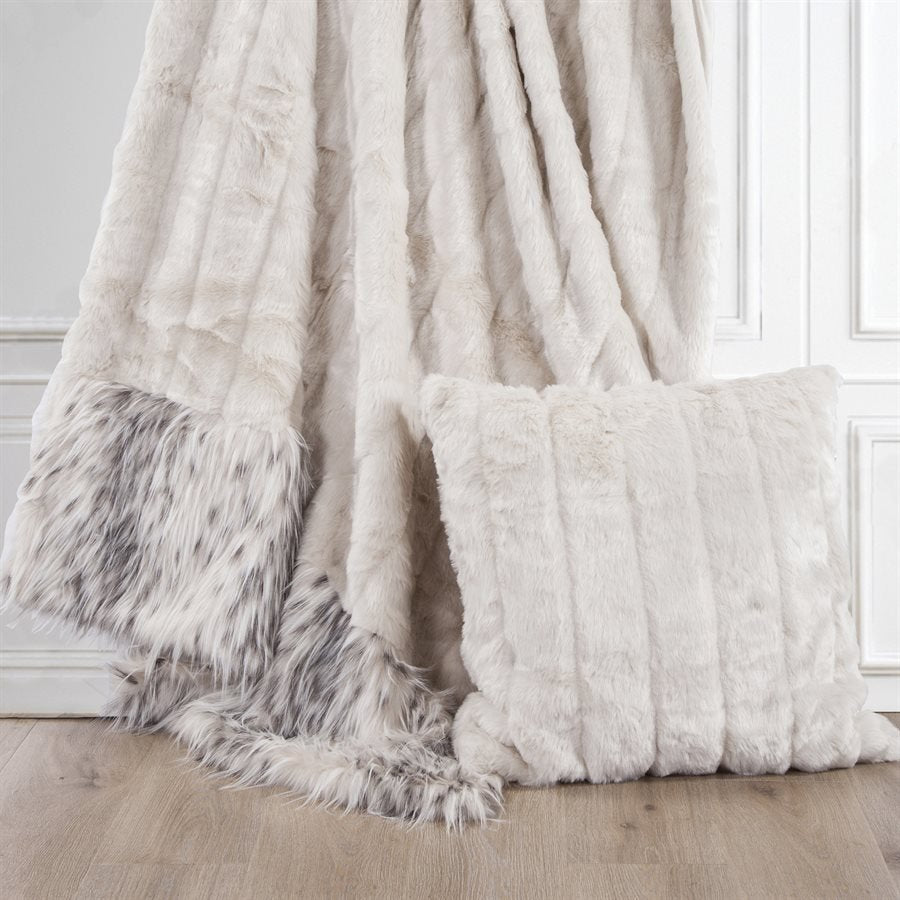 HiEnd Accents White Faux Mink & Snow Leopard Oversized Throw Blanket, 50x80