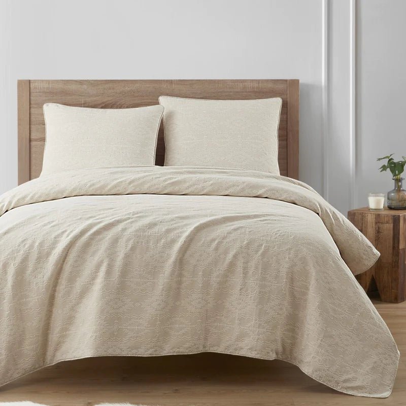 Tempe Matelassé Duvet Cover 3Pc Set By HiEnd Accents