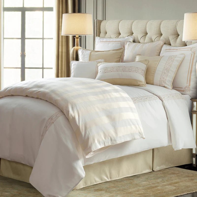 Hollywood Comforter Set HiEnd Accents