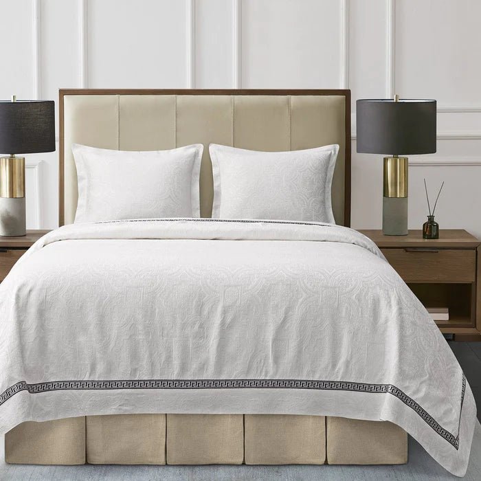 Liza White Matelassé Coverlet Set HiEnd Accents