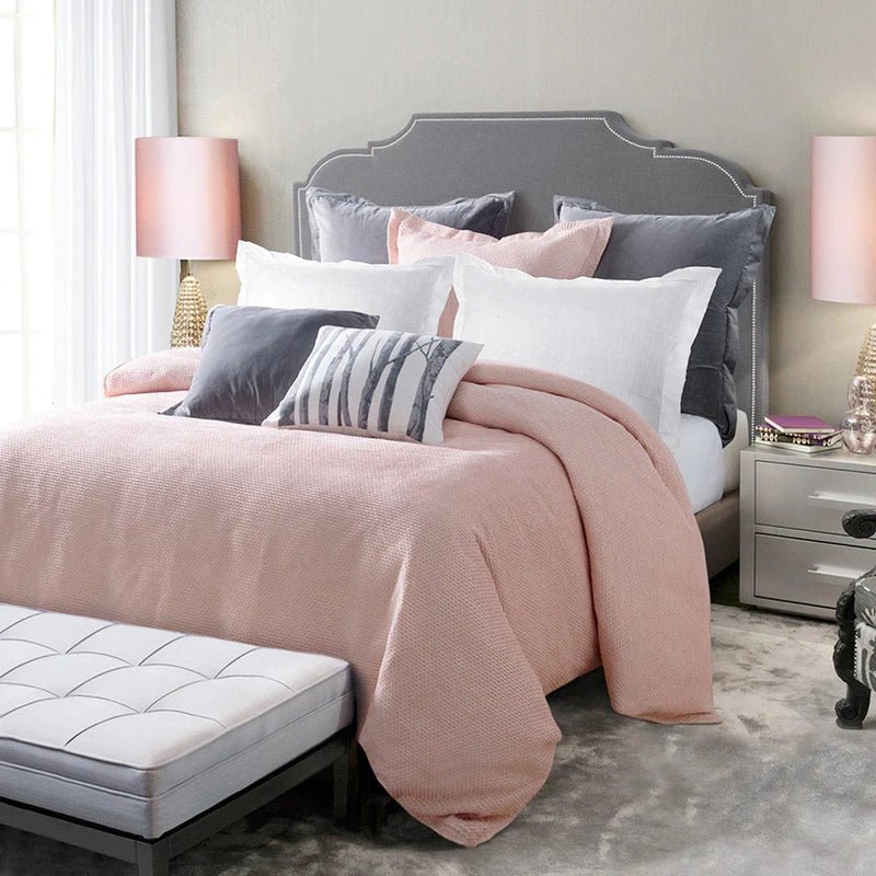 Jolie Duvet Cover HiEnd Accents