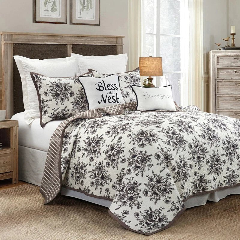 Lyla Floral Print Reversible Quilt Set HiEnd Accents