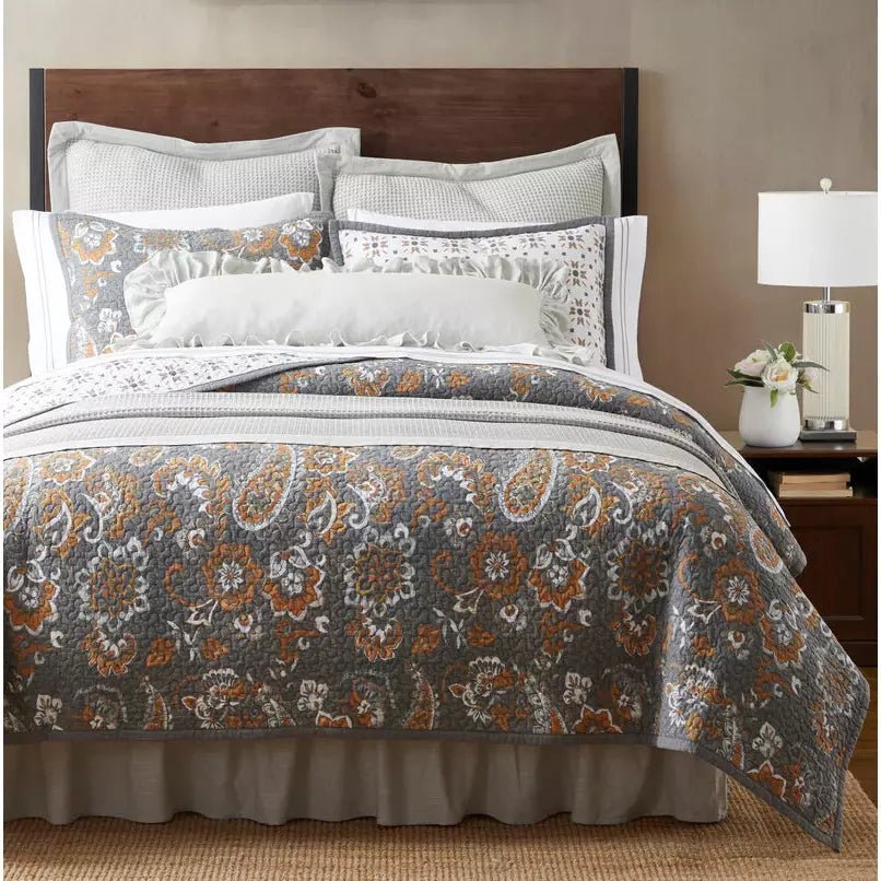 Abbie Western Paisley Reversible Quilt Set  HiEnd Accents